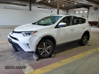 2016 Toyota RAV4 XLE z VIN JTMRFREV8GD191572, wystawiony jako Copart lot #61609975 z przebiegiem 140 648 mil mil oraz Szkoda całkowita • Salvage title. Historia ofert i sprzedaży dostępna na DreamBid. Obrazek 1.