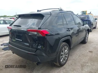 2025 Toyota RAV4 XLE Premium with VIN 2T3C1RFV9SC323495, listed as a IAAI auction lot 42136805 with 947 mi miles and . Bid and sale history available at DreamBid. Image 4.