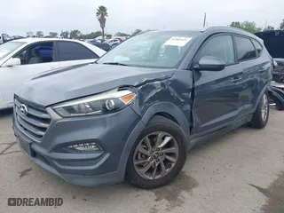 2016 Hyundai Tucson SE with VIN KM8J33A44GU176739, listed as a IAAI auction lot 41901421 with 85,377 mi miles. Bid and sale history available at carsss.com. Image 18.
