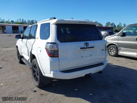 2024 Toyota 4Runner SR5 Premium with VIN JTENU5JR9R6264747, listed as a IAAI auction lot 41310312 with 2,300 mi miles. Bid and sale history available at carsss.com. Image 12.
