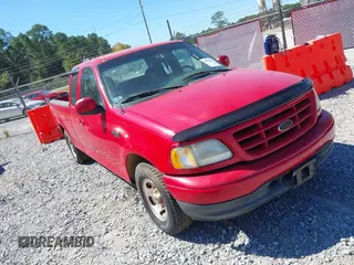 2000 Ford F-150 XL with VIN 1FTZX1720YNB27491, listed as a IAAI auction lot 41469775 with 108,243 mi miles. Bid and sale history available at carsss.com. Image 1.