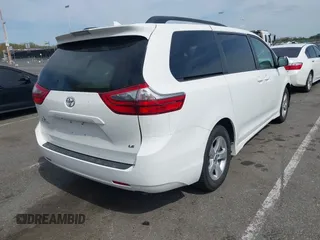 2020 Toyota Sienna LE Auto Access Seat с VIN 5TDKZ3DC3LS043379, выставлен на аукционе IAAI как лот 42103997 с пробегом 46 570 миль миль и . История ставок и продаж доступна на DreamBid. Изображение 4.