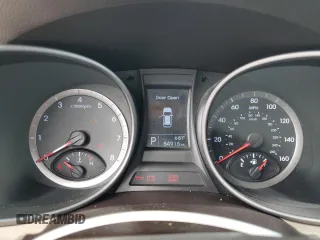 2016 Hyundai Santa Fe z VIN 5XYZTDLB7GG346554, wystawiony jako Copart lot #56898045 z przebiegiem 84 915 mil mil oraz Szkoda całkowita • Salvage title. Historia ofert i sprzedaży dostępna na DreamBid. Obrazek 9.