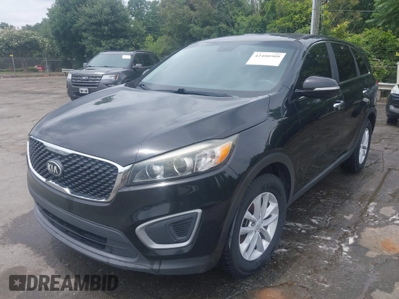 2017 Kia Sorento LX z VIN 5XYPG4A32HG265440, wystawiony jako IAAI lot #42480509 z przebiegiem 196 713 mil mil oraz . Historia ofert i sprzedaży dostępna na DreamBid. Obrazek 17.