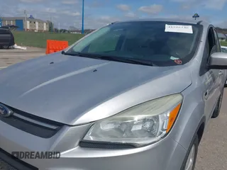 2013 Ford Escape SE with VIN 1FMCU0GX7DUB76154, listed as a IAAI auction lot 41926246 with 60,607 mi miles. Bid and sale history available at carsss.com. Image 6.