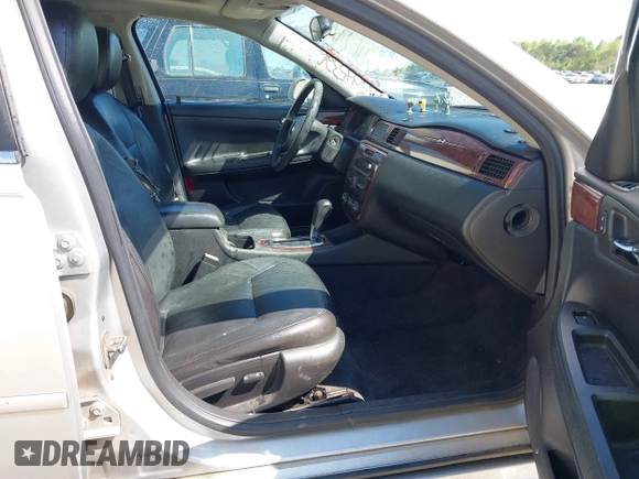 2009 Chevrolet Impala LT with VIN 2G1WT57K991177307, listed as a IAAI auction lot 42045326 with 286,424 mi miles and . Bid and sale history available at DreamBid. Image 5.