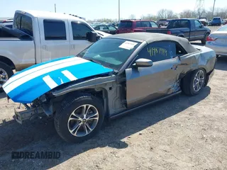 2014 Ford Mustang V6 with VIN 1ZVBP8EM2E5293227, listed as a IAAI auction lot 41987919 with 70,871 mi miles. Bid and sale history available at carsss.com. Image 21.