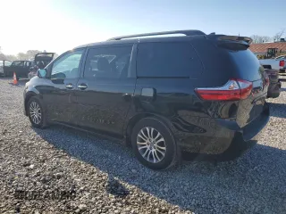2019 Toyota Sienna XLE Auto Access Seat with VIN 5TDYZ3DC1KS969126, listed as a Copart auction lot 53497695 with 147,989 mi miles and Clean Title. Bid and sale history available at carsss.com. Image 2.