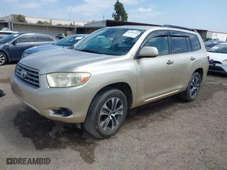 2008 Toyota Highlander with VIN JTEDS41A082052606, listed as a IAAI auction lot 42053298 with 169,673 mi miles. Bid and sale history available at carsss.com. Image 2.