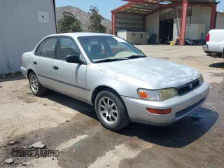 1993 Toyota Corolla z VIN JT2AE09E5P0042431, wystawiony jako IAAI lot #42494374 z przebiegiem 216 064 mil mil oraz . Historia ofert i sprzedaży dostępna na DreamBid. Obrazek 1.