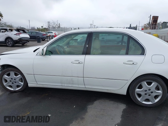 2005 Lexus LS 430 z VIN JTHBN36FX50175532, wystawiony jako IAAI lot #41925866 z przebiegiem 182 956 mil mil oraz . Historia ofert i sprzedaży dostępna na DreamBid. Obrazek 14.
