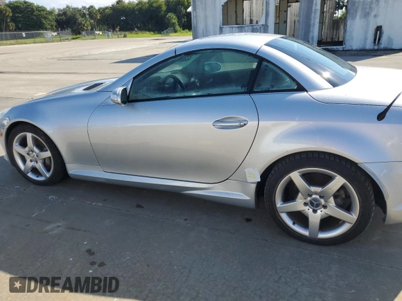 2005 Mercedes-Benz SLK-Class with VIN WDBWK56F65F030071, listed as a Copart auction lot 74048934 with 0 mi miles and Salvage Title. Bid and sale history available at carsss.com. Image 12.