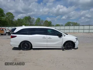 2024 Honda Odyssey Sport with VIN 5FNRL6H78RB064563, listed as a IAAI auction lot 42071907 with 7,628 mi miles and . Bid and sale history available at DreamBid. Image 13.