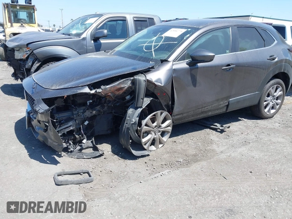 2021 Mazda CX-30 Select z VIN 3MVDMABL3MM233701, wystawiony jako IAAI lot #42086778 z przebiegiem Nie podano mil oraz . Historia ofert i sprzedaży dostępna na DreamBid. Obrazek 23.