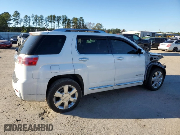 2015 GMC Terrain Denali with VIN 2GKFLUE30F6239869, listed as a Copart auction lot 82184994 with 158,088 mi miles and Salvage Title. Bid and sale history available at DreamBid. Image 3.