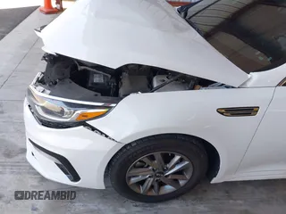 2020 Kia Optima LX с VIN 5XXGT4L36LG391872, выставлен на аукционе IAAI как лот 42500133 с пробегом 110 297 миль миль и . История ставок и продаж доступна на DreamBid. Изображение 18.