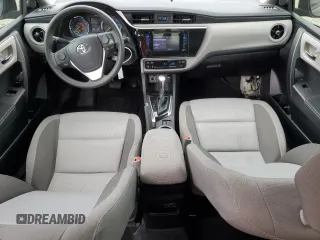 2019 Toyota Corolla L z VIN 5YFBURHE4KP887144, wystawiony jako Copart lot #53312615 z przebiegiem 110 839 mil mil oraz Szkoda całkowita • Salvage title. Historia ofert i sprzedaży dostępna na DreamBid. Obrazek 8.