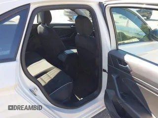 2023 Volkswagen Jetta Sport z VIN 3VWBM7BU2PM034287, wystawiony jako IAAI lot #41742935 z przebiegiem 32 818 mil mil oraz . Historia ofert i sprzedaży dostępna na DreamBid. Obrazek 8.