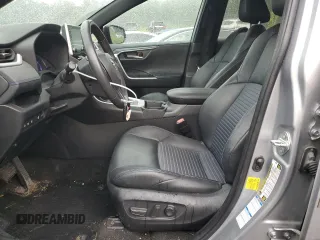 2021 Toyota RAV4 Hybrid XSE with VIN 4T3E6RFV4MU055936, listed as a Copart auction lot 60861175 with 62,922 mi miles and Salvage title. Bid and sale history available at DreamBid. Image 7.