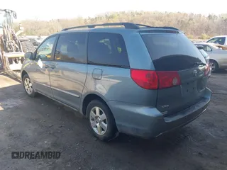 2007 Toyota Sienna XLE with VIN 5TDZK22C67S026114, listed as a IAAI auction lot 41913559 with 80,803 mi miles. Bid and sale history available at carsss.com. Image 3.