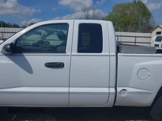 2008 Dodge Dakota ST with VIN 1D7HE22K38S522349, listed as a IAAI auction lot 41861319 with 104,309 mi miles and . Bid and sale history available at carsss.com. Image 15.