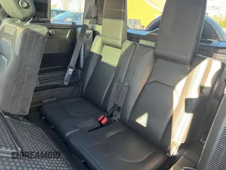 2020 Land Rover Defender SE with VIN SALEPEEU9L2011039, listed as a Copart auction lot 47284225 with 91,710 mi miles and Clean title. Bid and sale history available at DreamBid. Image 8.