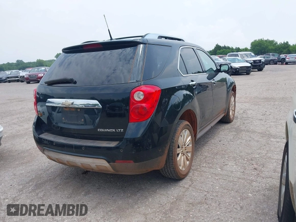 2011 Chevrolet Equinox LTZ z VIN 2GNALFEC2B1261663, wystawiony jako IAAI lot #42285420 z przebiegiem 167 590 mil mil oraz . Historia ofert i sprzedaży dostępna na DreamBid. Obrazek 4.