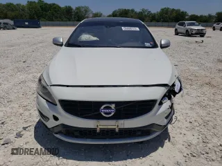 2016 Volvo S60 T5 Drive-E R-Design Special Edition with VIN YV126MFP6G2394504, listed as a Copart auction lot 59808723 with 113,890 mi miles. Bid and sale history available at carsss.com. Image 5.