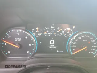 2020 Chevrolet Tahoe Premier z VIN 1GNSKCKJ7LR307957, wystawiony jako Copart lot #49585705 z przebiegiem 116 139 mil mil oraz Szkoda całkowita • Salvage title. Historia ofert i sprzedaży dostępna na DreamBid. Obrazek 9.