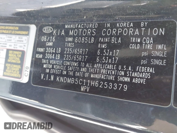 2017 Kia Sedona LX with VIN KNDMB5C11H6253379, listed as a IAAI auction lot 42140939 with 111,067 mi miles. Bid and sale history available at carsss.com. Image 9.