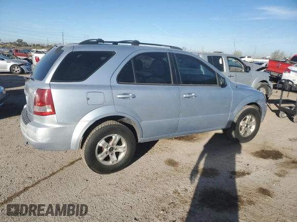 2005 Kia Sorento LX with VIN KNDJC733X55487373, listed as a Copart auction lot 42855055 with 154,080 mi miles and Clean Title. Bid and sale history available at carsss.com. Image 3.