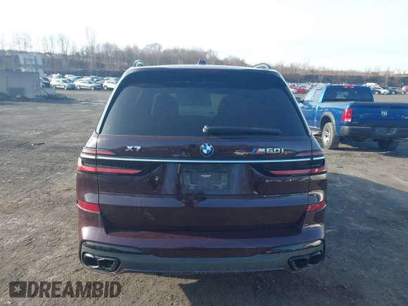 2023 BMW X7 M60i z VIN 5UX33EM03P9R02884, wystawiony jako IAAI lot #41879035 z przebiegiem 45 466 mil mil oraz . Historia ofert i sprzedaży dostępna na DreamBid. Obrazek 16.