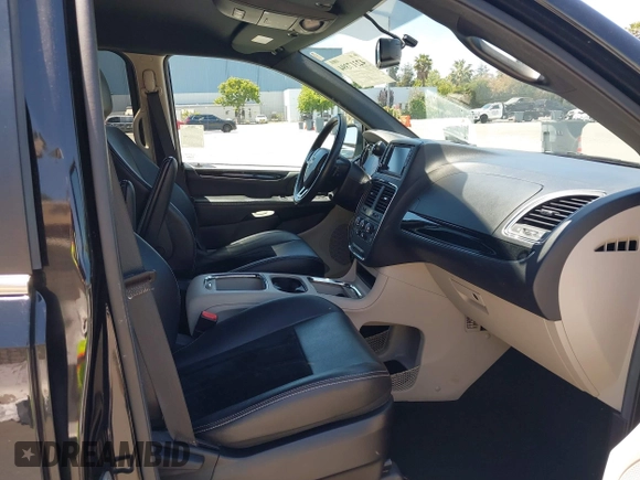 2018 Dodge Grand Caravan SXT z VIN 2C4RDGCG1JR223362, wystawiony jako IAAI lot #42317394 z przebiegiem 70 937 mil mil oraz . Historia ofert i sprzedaży dostępna na DreamBid. Obrazek 5.