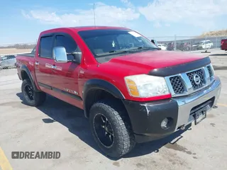 2007 Nissan Titan LE with VIN 1N6BA07B37N234320, listed as a IAAI auction lot 41912632 with 186,035 mi miles. Bid and sale history available at carsss.com. Image 1.
