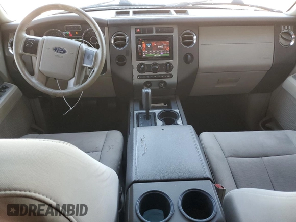 2008 Ford Expedition Max SSV with VIN 1FMFK15588LA60659, listed as a Copart auction lot 44174985 with 365,591 mi miles and Salvage title. Bid and sale history available at DreamBid. Image 8.