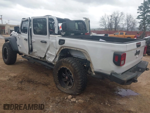 2020 Jeep Gladiator Sport S с VIN 1C6JJTAG1LL204637, выставлен на аукционе IAAI как лот 41743343 с пробегом 94 305 миль миль и . История ставок и продаж доступна на DreamBid. Изображение 3.