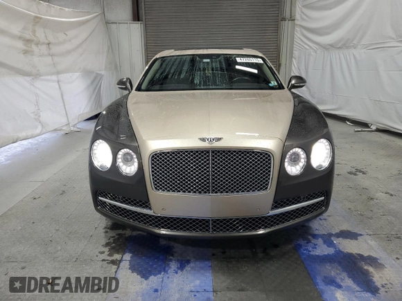 2014 Bentley Flying Spur z VIN SCBEC9ZA9EC092313, wystawiony jako Copart lot #47265115 z przebiegiem 25 479 mil mil oraz Tytuł czysty. Historia ofert i sprzedaży dostępna na DreamBid. Obrazek 5.