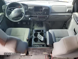 2006 Ford F-250 XL z VIN 1FTSW21P96EC26287, wystawiony jako Copart lot #47420085 z przebiegiem 150 095 mil mil oraz Szkoda całkowita • Salvage title. Historia ofert i sprzedaży dostępna na DreamBid. Obrazek 8.