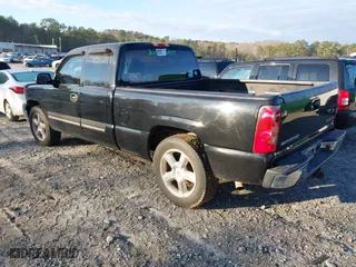 2003 Chevrolet Silverado 1500 LT with VIN 2GCEC19T431310015, listed as a IAAI auction lot 41232621 with 157,403 mi miles. Bid and sale history available at carsss.com. Image 3.