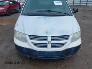 2005 Dodge Caravan SE z VIN 1D4GP24RX5B345758, wystawiony jako IAAI lot #42240960 z przebiegiem 175 156 mil mil oraz . Historia ofert i sprzedaży dostępna na DreamBid. Obrazek 6.