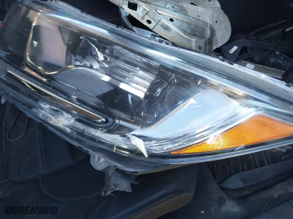 2018 Honda CR-V EX with VIN 5J6RW2H57JL015509, listed as a IAAI auction lot 41976335 with 171,207 mi miles. Bid and sale history available at carsss.com. Image 12.
