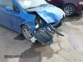 2007 Honda Fit Sport z VIN JHMGD38687S066337, wystawiony jako IAAI lot #41650915 z przebiegiem 227 776 mil mil oraz . Historia ofert i sprzedaży dostępna na DreamBid. Obrazek 6.