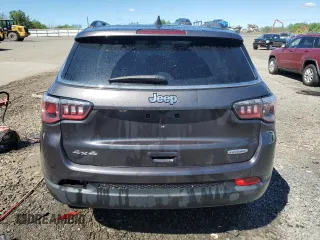 2019 Jeep Compass Latitude с VIN 3C4NJDBB8KT813956, выставлен на аукционе Copart как лот 55733235 с пробегом 147 793 миль миль и Списание • Salvage title. История ставок и продаж доступна на DreamBid. Изображение 6.