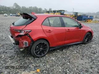2021 Toyota Corolla Hatchback SE with VIN JTND4MBEXM3106543, listed as a Copart auction lot 70139804 with 69,709 mi miles and Salvage Title. Bid and sale history available at carsss.com. Image 3.