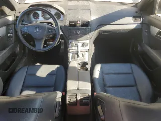 2008 Mercedes-Benz C 300 Sport с VIN WDDGF54X98F071729, выставлен на аукционе Copart как лот 57585265 с пробегом 113 472 миль миль и Списание • Salvage title. История ставок и продаж доступна на DreamBid. Изображение 8.