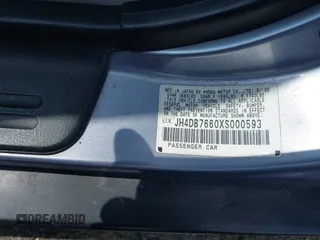 1999 Acura Integra z VIN JH4DB7660XS000593, wystawiony jako IAAI lot #42339059 z przebiegiem 77 805 mil mil oraz . Historia ofert i sprzedaży dostępna na DreamBid. Obrazek 9.