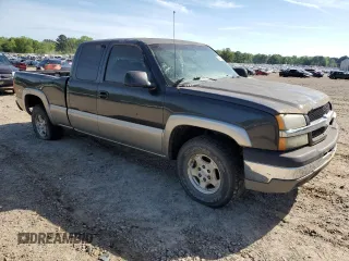 2003 Chevrolet Silverado 1500 LT with VIN 2GCEK19T531339753, listed as a Copart auction lot 54064945 with 156,826 mi miles and Salvage Title. Bid and sale history available at DreamBid. Image 4.
