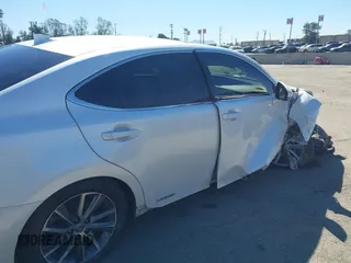 2017 Lexus ES 300h with VIN JTHBW1GG8H2137766, listed as a IAAI auction lot 41852302 with 88,937 mi miles and . Bid and sale history available at DreamBid. Image 18.
