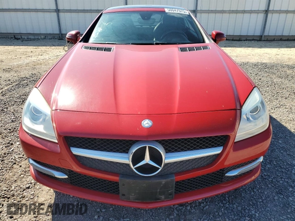 2012 Mercedes-Benz SLK 350 with VIN WDDPK5HA8CF038828, listed as a Copart auction lot 50047975 with 93,484 mi miles and Clean title. Bid and sale history available at DreamBid. Image 5.