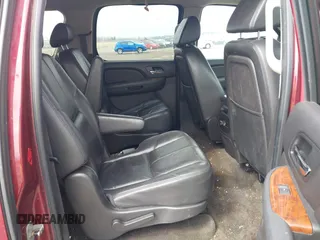 2008 Chevrolet Suburban 2LT with VIN 3GNFK16348G159436, listed as a IAAI auction lot 41981116 with Not Provided miles and . Bid and sale history available at DreamBid. Image 8.